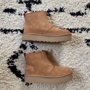 NWT UGG Neumel Platform Zip Boots Size 8 US / 39 EU